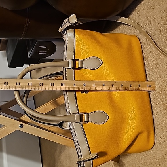 London Fog large zip top mustard yellow satchel. - Picture 7 of 7